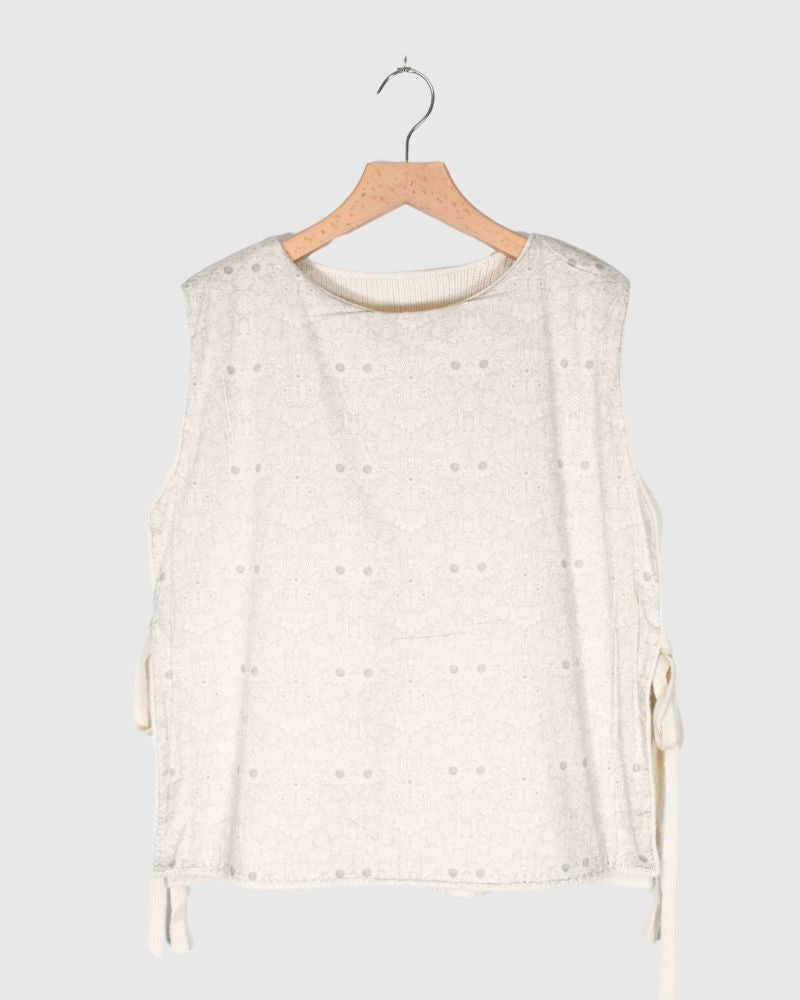 LIBERTY LINING STRING KNIT VEST Milk