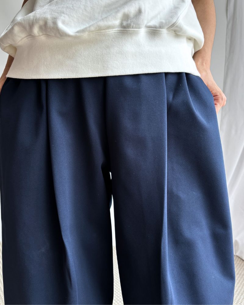 ストレートタックパンツ Navy