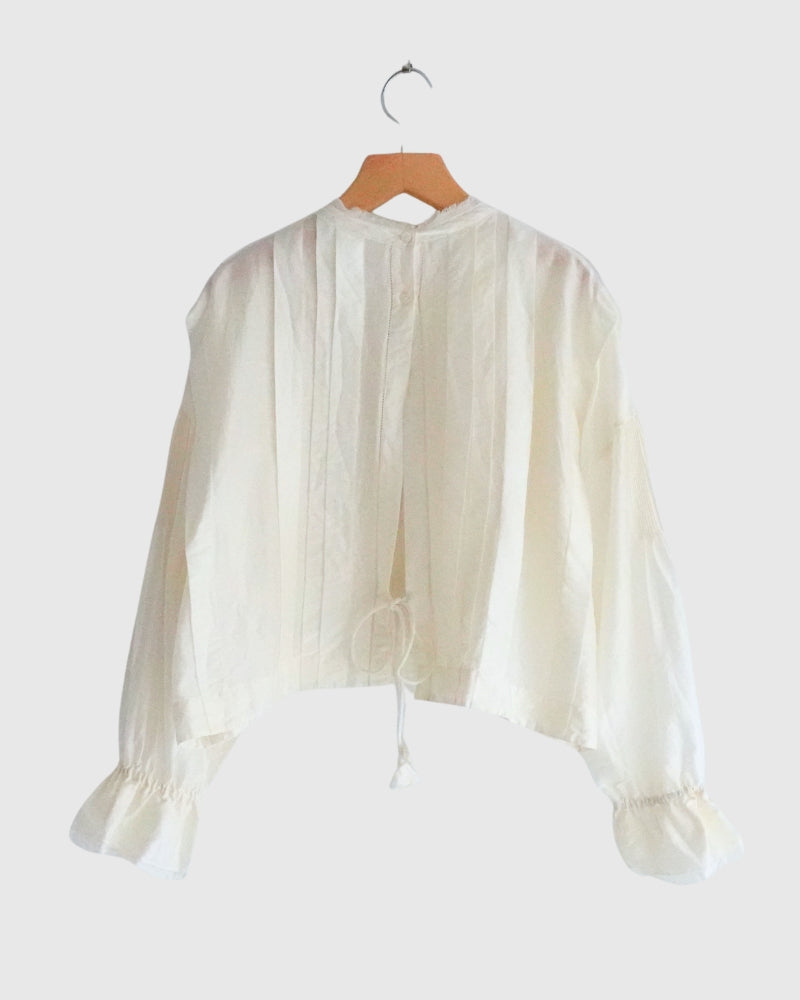 エアリーピンタックレースブラウス OffWhite