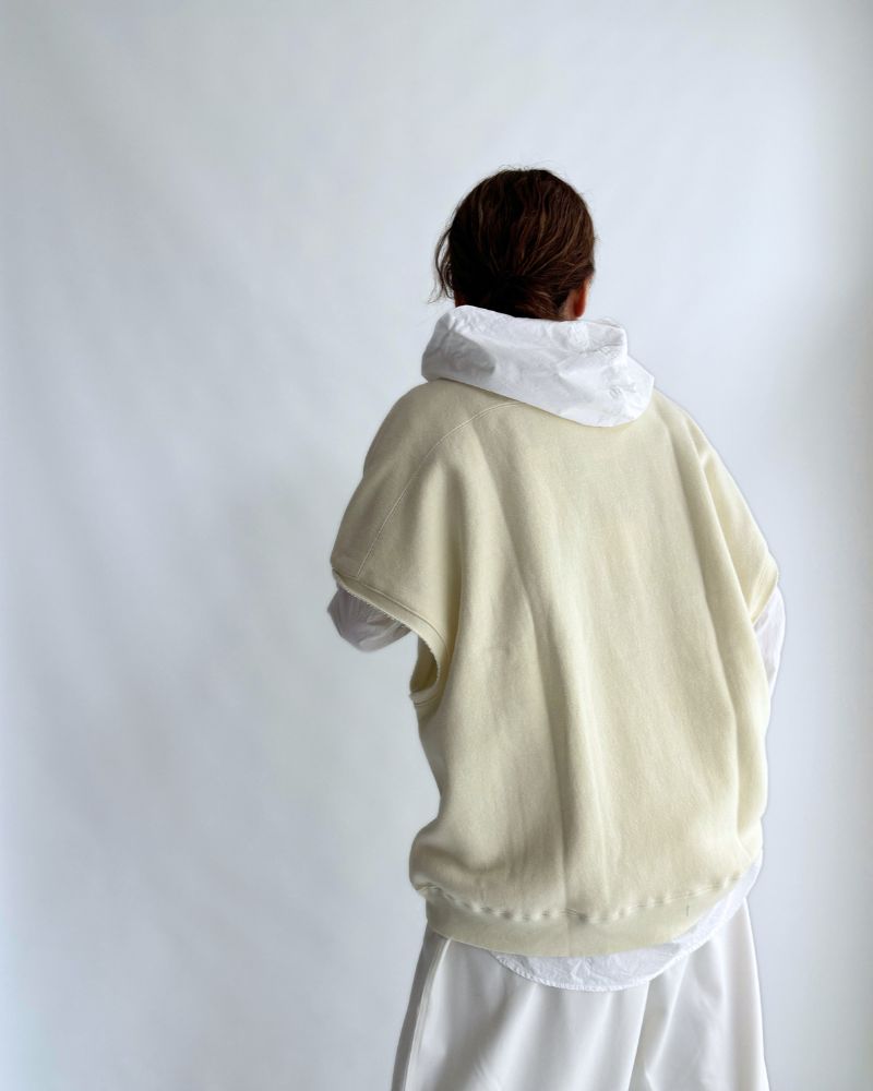スウェットベスト White