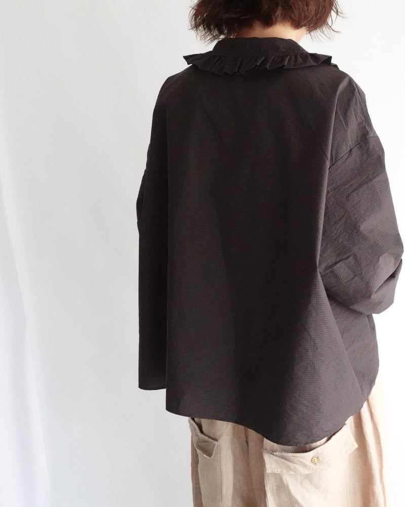 カラー＆フロントフリルブラウス Brown