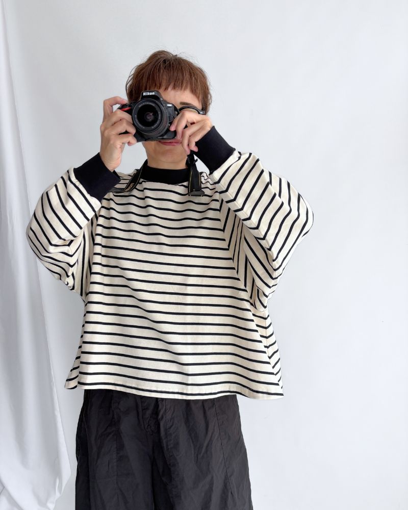 WIDE FLARED BOARDER TOPS 'ANDI' Off