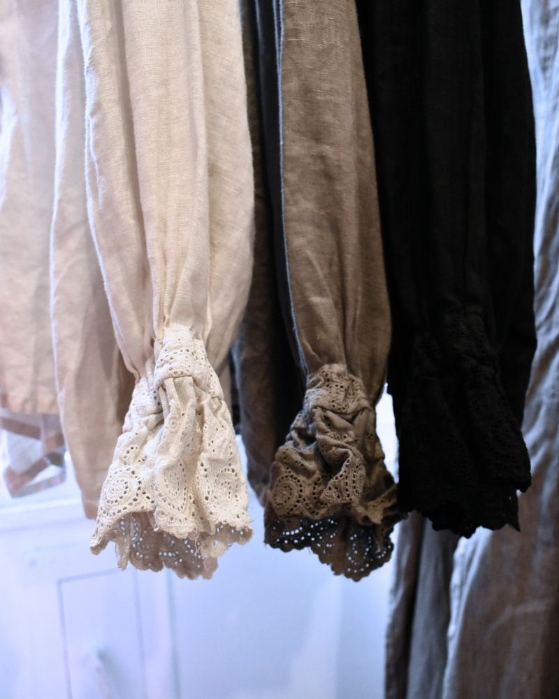 【予約】S/S G1160 ameri ANTIQUE FRILL BLOUSE（2月末 - 3月初旬）