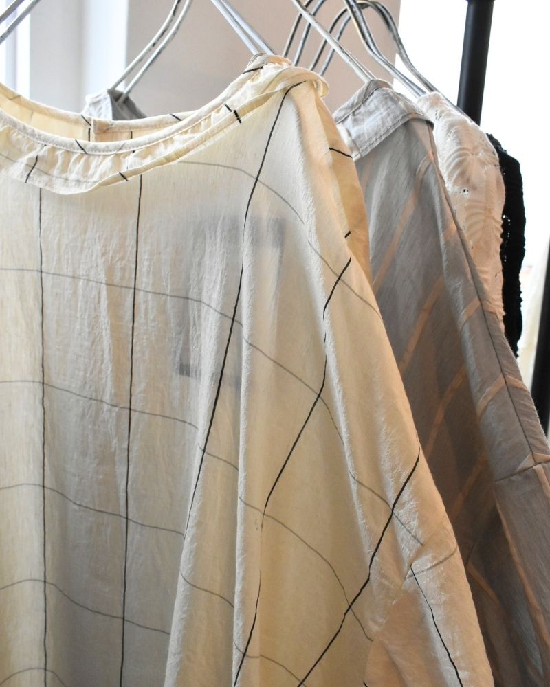 【予約】S/S R364 CAMILLE FRILL BLOUSE（5月初旬 – 5月中旬）