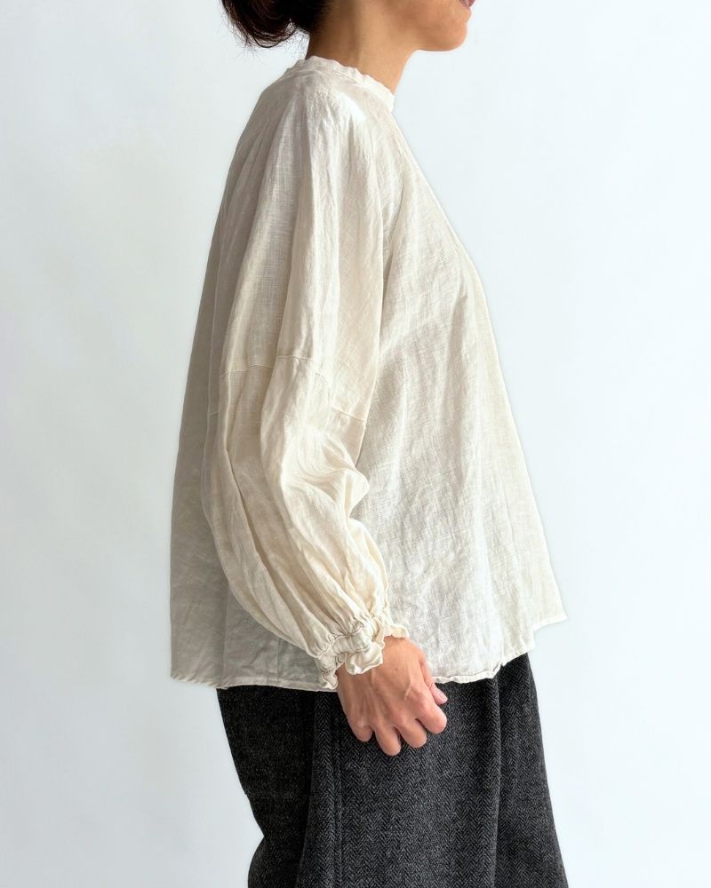 アトリエ ブラウス AntiqueWhite