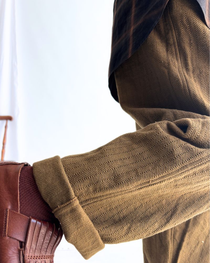 手織りコットンヘリンボーン イージーテーパードパンツ KhakiBrown