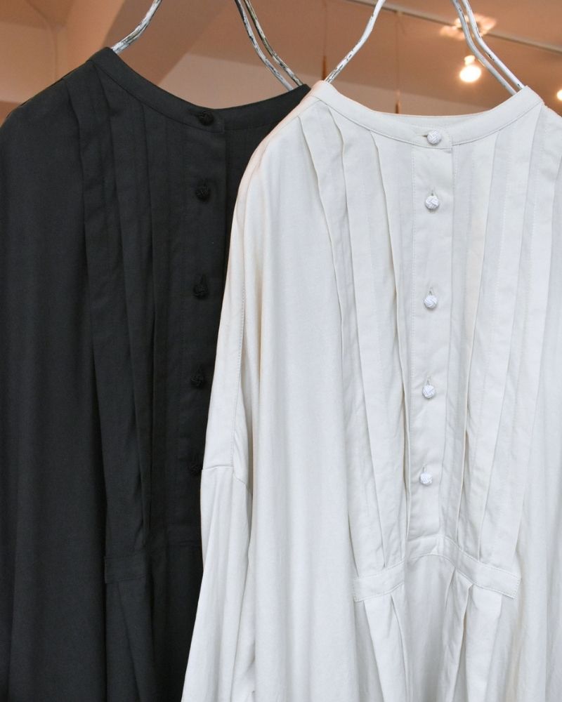 【予約】 F/W LA 502 アノニマスピンタックチュニックブラウス（8月末 - 9月初旬）