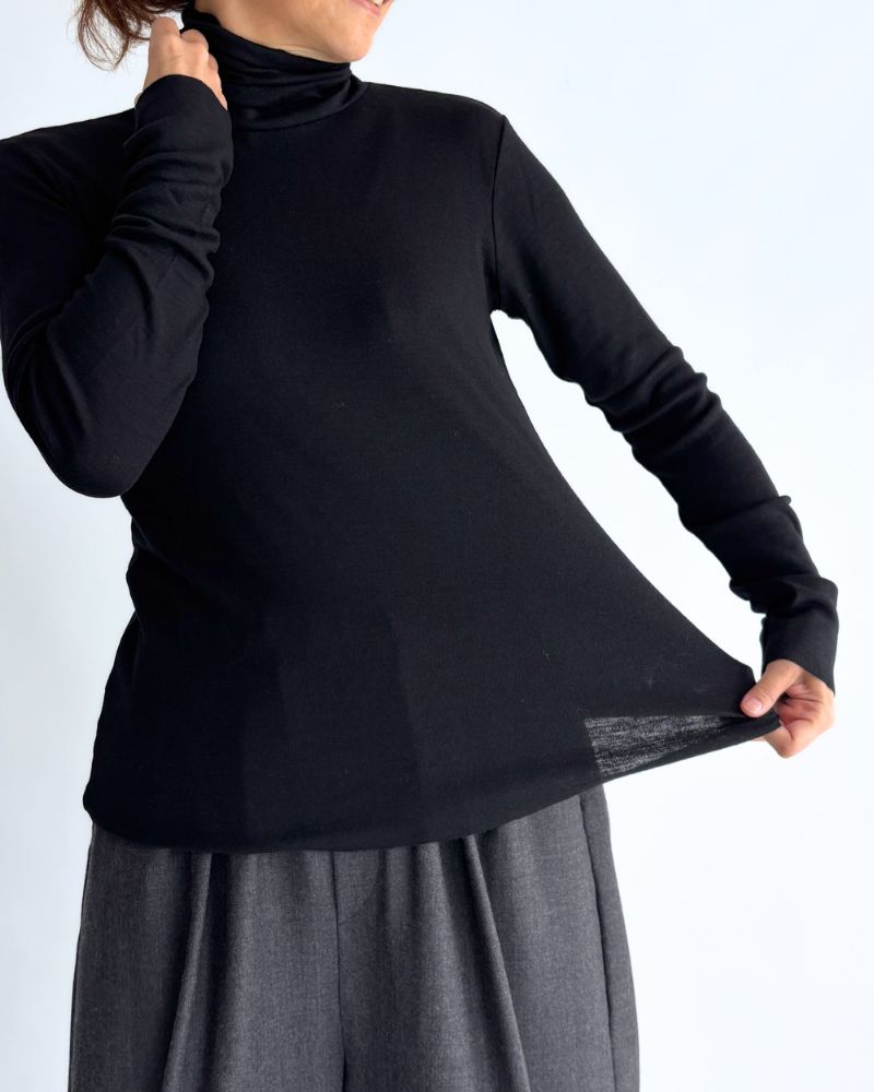 ハイネック スリムフィット（ウール） Black