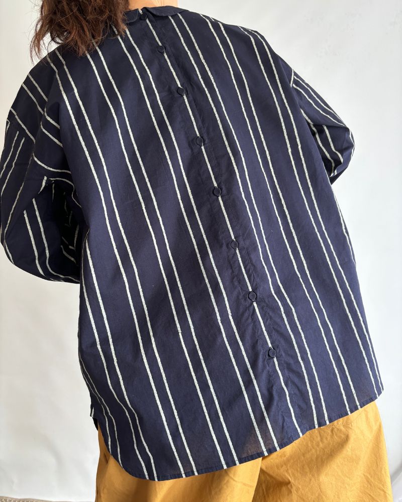 60s COTTON STRIPE BLOCK PRINT BACK OPENING ROUND COLLAR SHIRT Navy