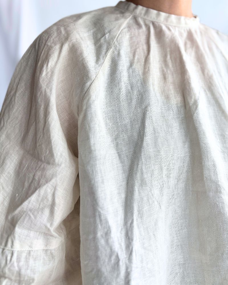 アトリエ ブラウス AntiqueWhite