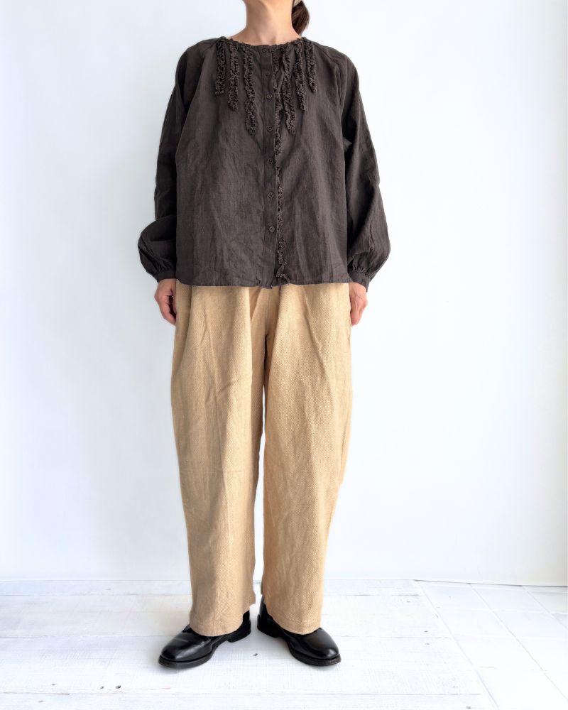 ハンドスパン コットンリネン フリルブラウス DarkBrown