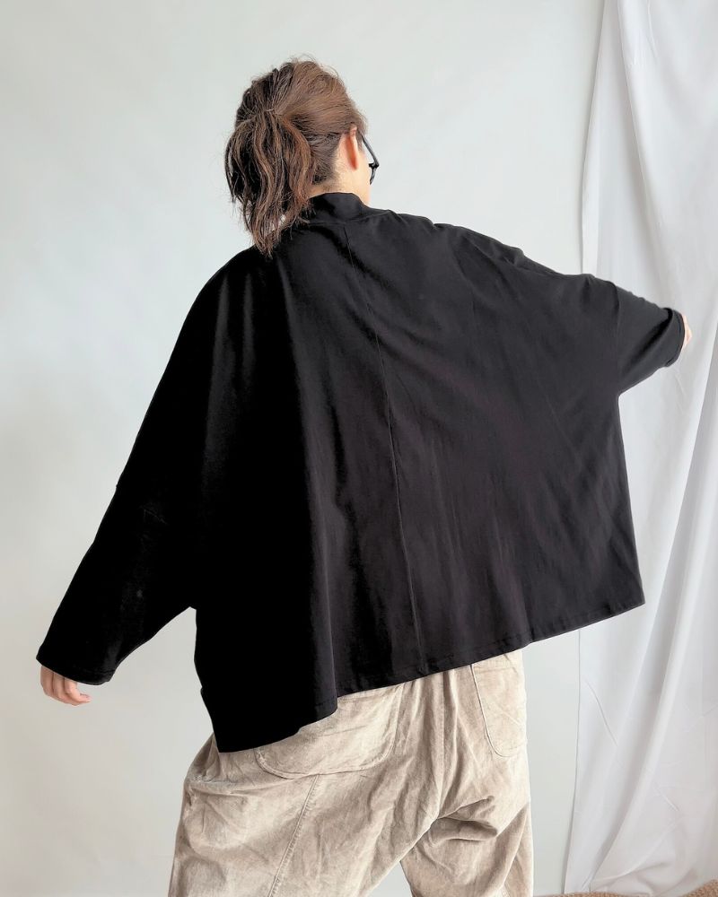 WIDE BOX SILHOUETTE TOPS 'CADEN' Black