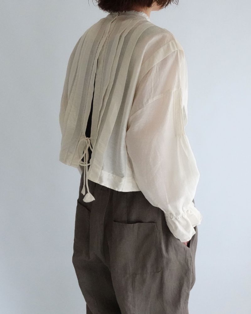 エアリーピンタックレースブラウス OffWhite