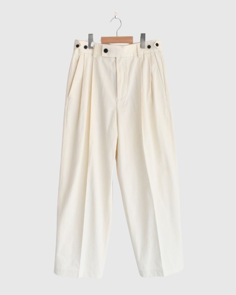 KARL-CHINO センタープレスパンツ OffWhite