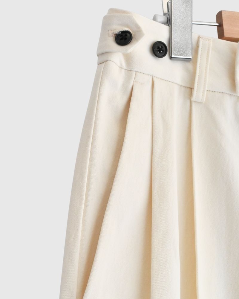 KARL-CHINO センタープレスパンツ OffWhite