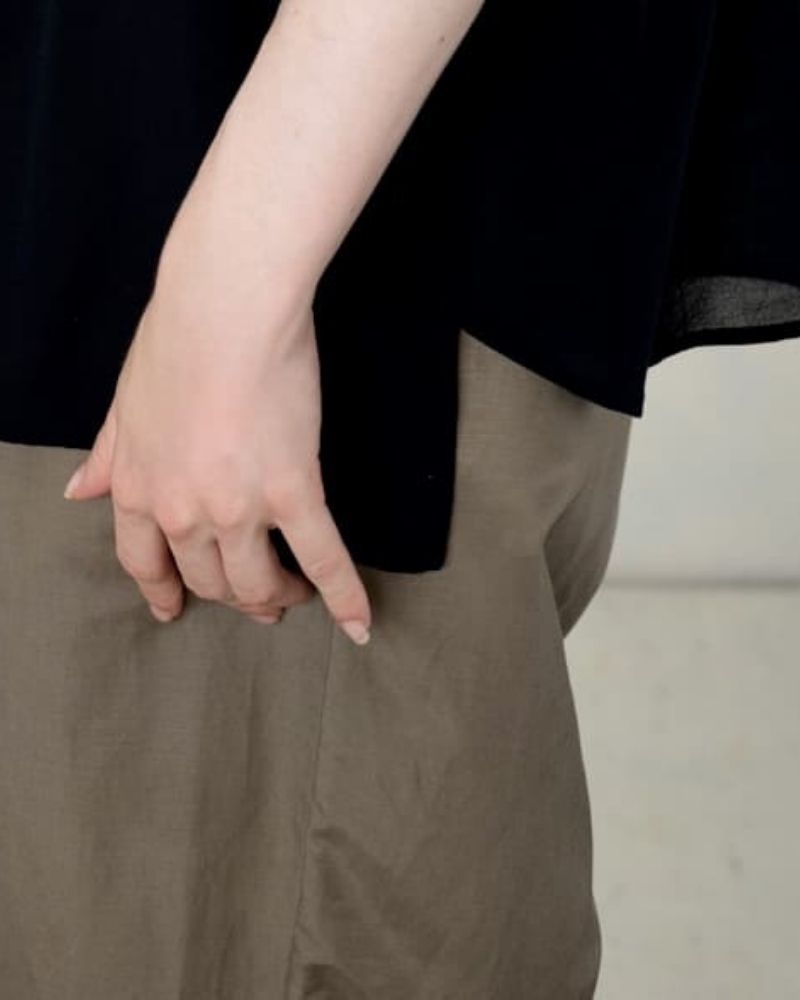 【予約】S/S TT188 前後で着れる ブラックシャツ（4月）