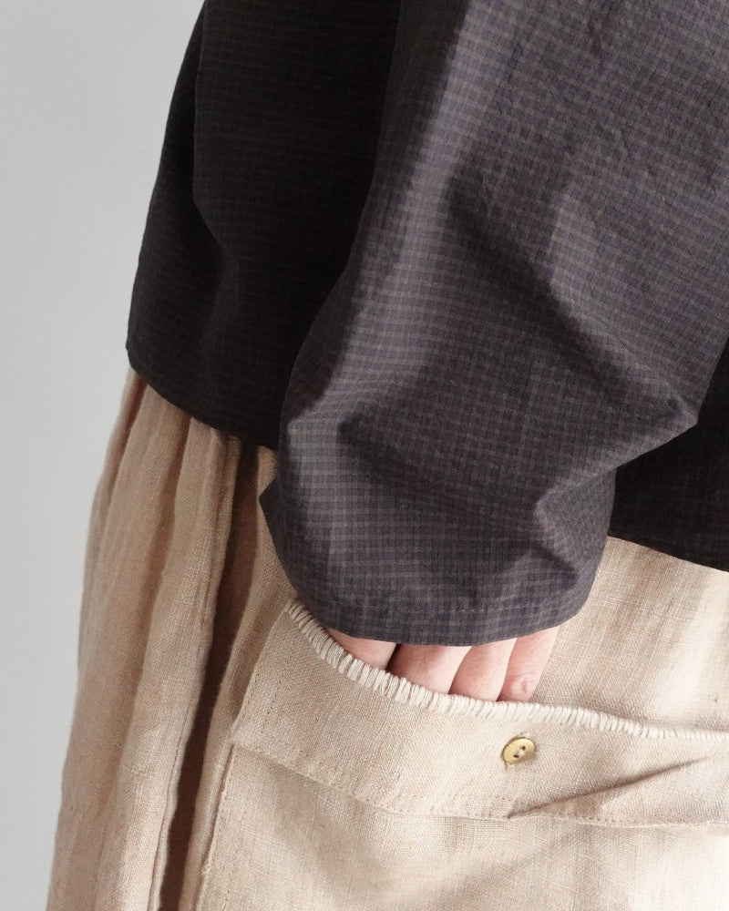 カラー＆フロントフリルブラウス Brown