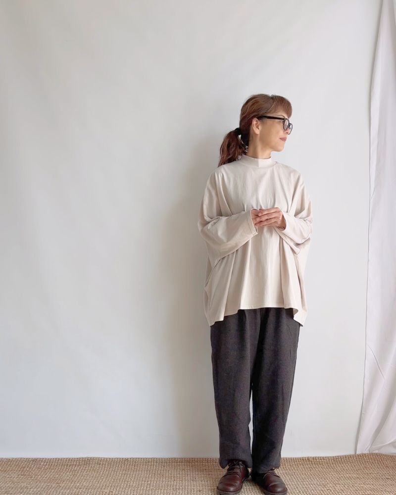 WIDE BOX SILHOUETTE TOPS 'CADEN' OffBeige