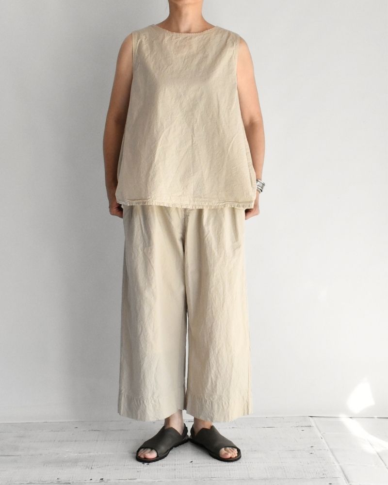 シュリンクノースリーブトップス Beige