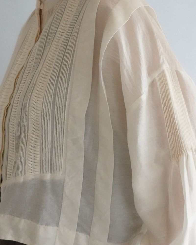 エアリーピンタックレースブラウス OffWhite