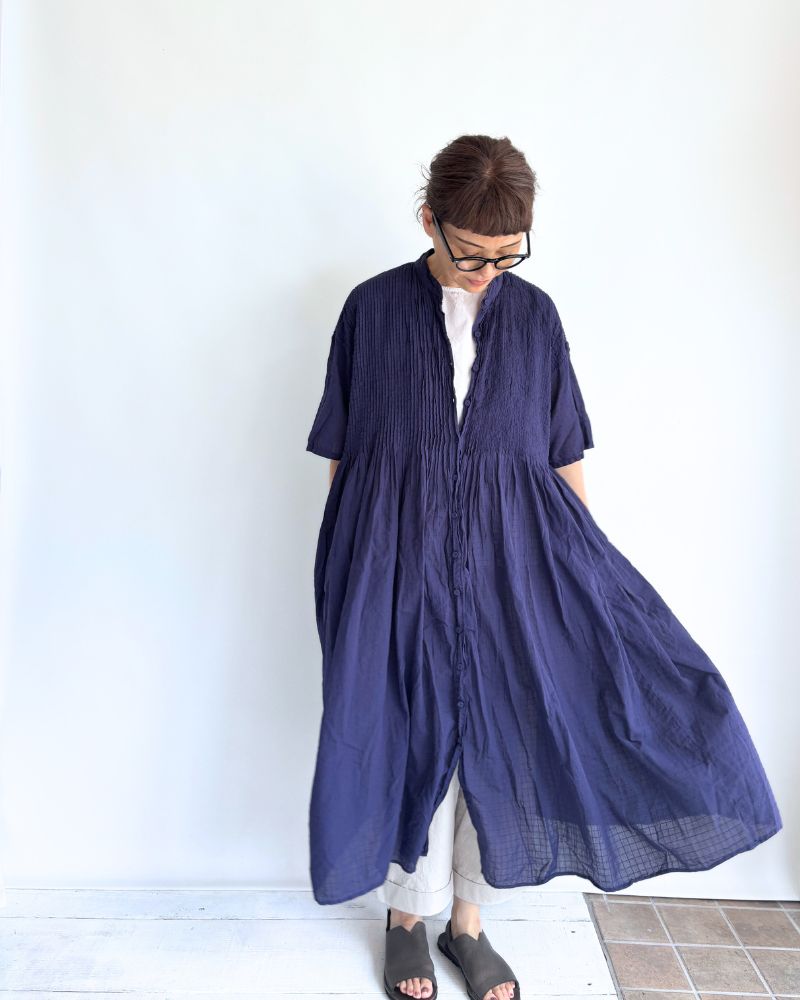 BANDED COLLAR MAXI DRESS WITH PINTUCK DarkPurple