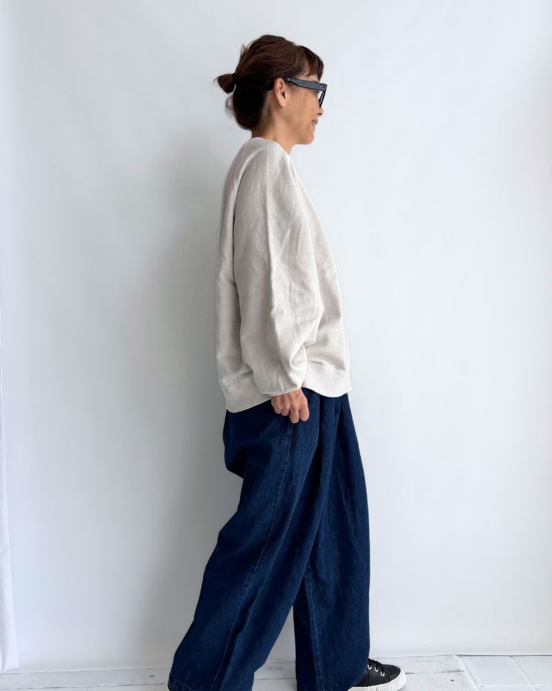 Pigment dye スウェットL/S Ivory