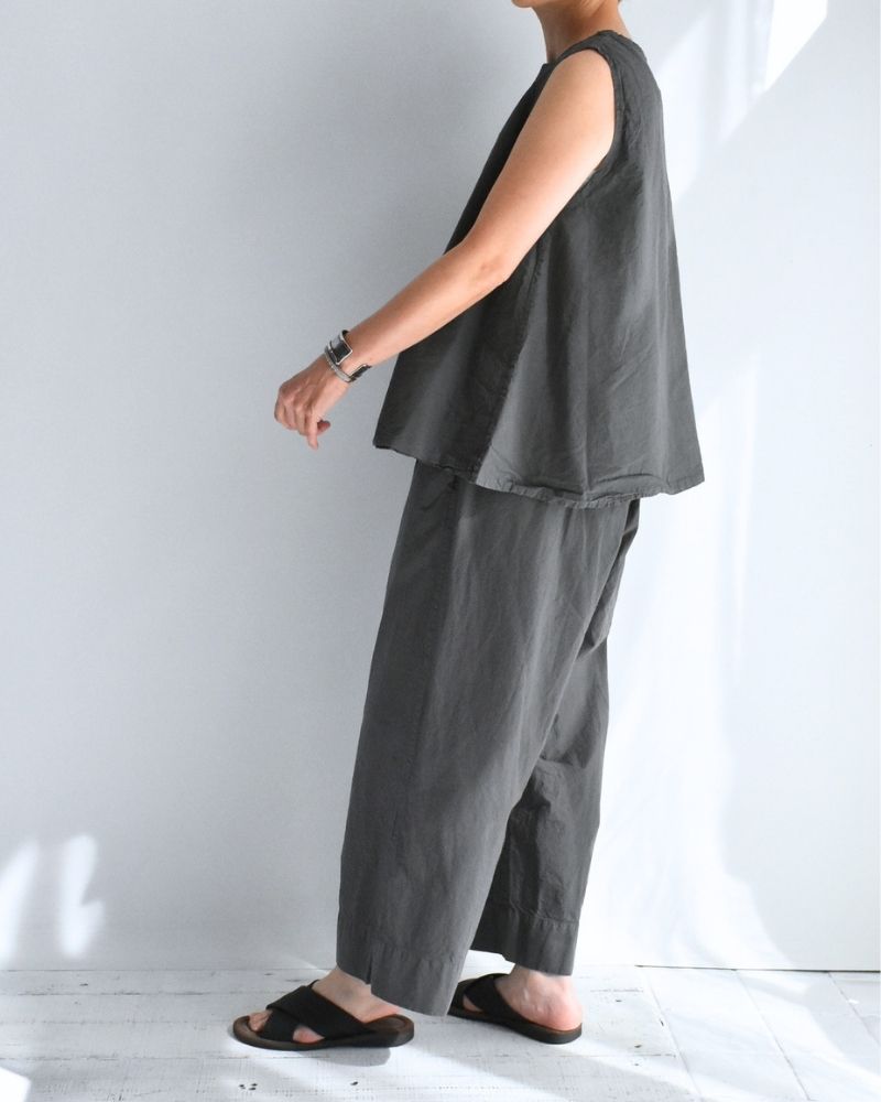 シュリンクノースリーブトップス Gray