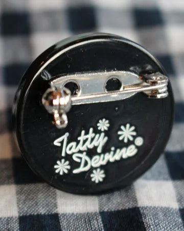 VOLUME BROOCH-GOES UP TO 11!