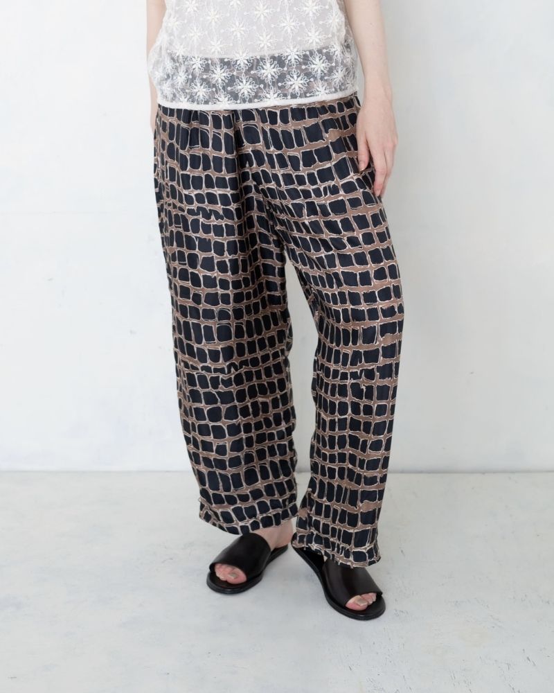 【予約】S/S TP070 石畳柄のテロテロパンツ（3月）