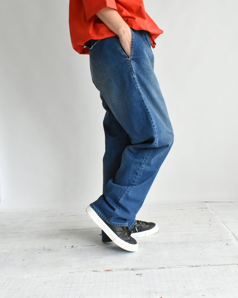 デニムタックパンツ Bleach