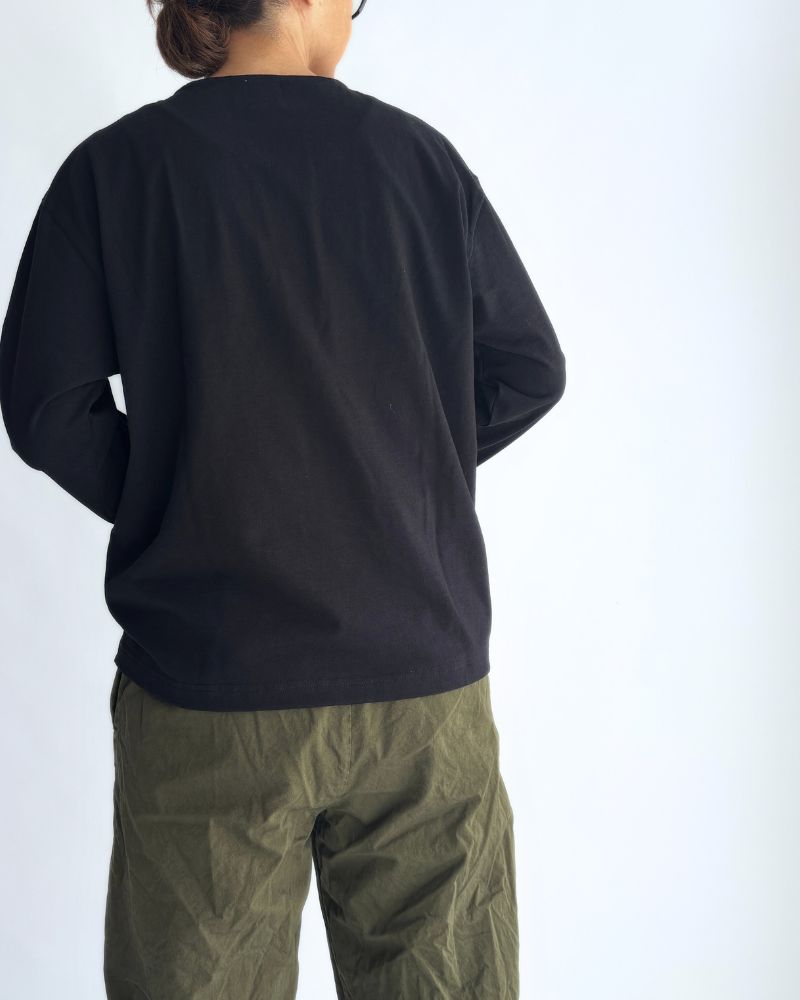 10ボタンTee Black