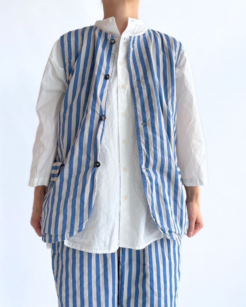 POPLIN WIDE STRIPE (OVERDYE) NO COLLAR VEST MilkyGrey