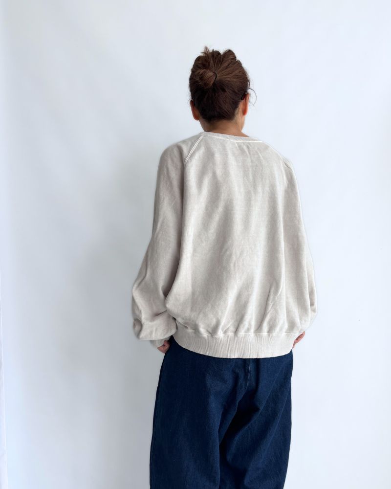 Pigment dye スウェットL/S Ivory