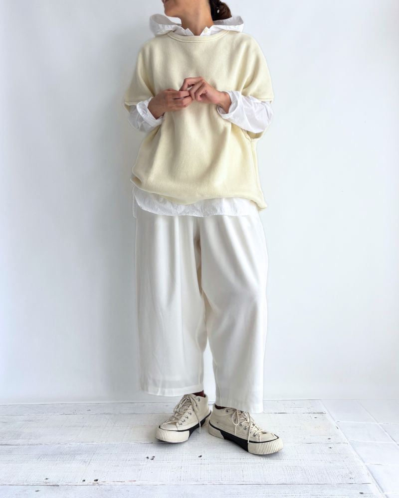 スウェットベスト White