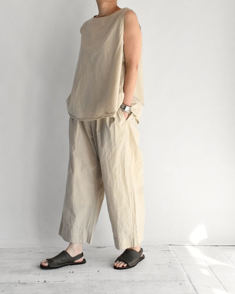 シュリンクノースリーブトップス Beige