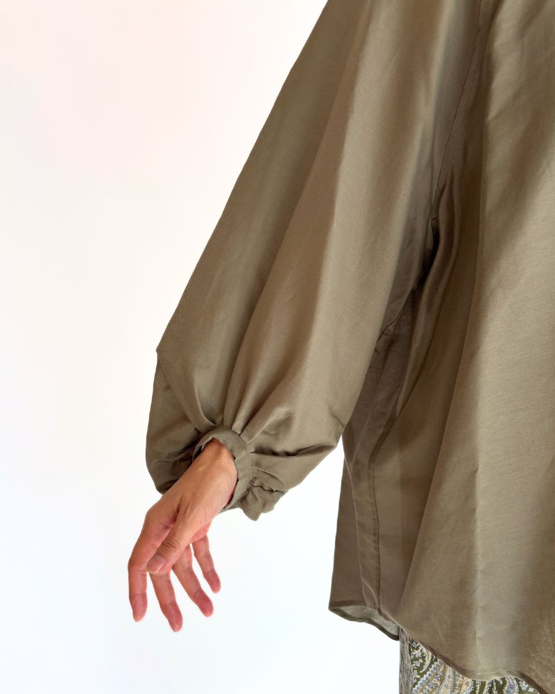 バルーンスリーブ ブラウス（コットンシルク） Khaki
