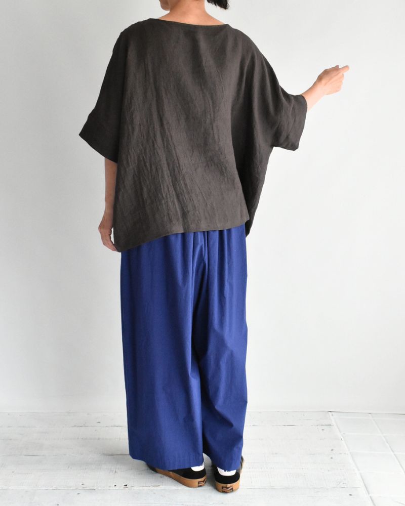 ボートネックワイドブラウス（LINEN） Brown