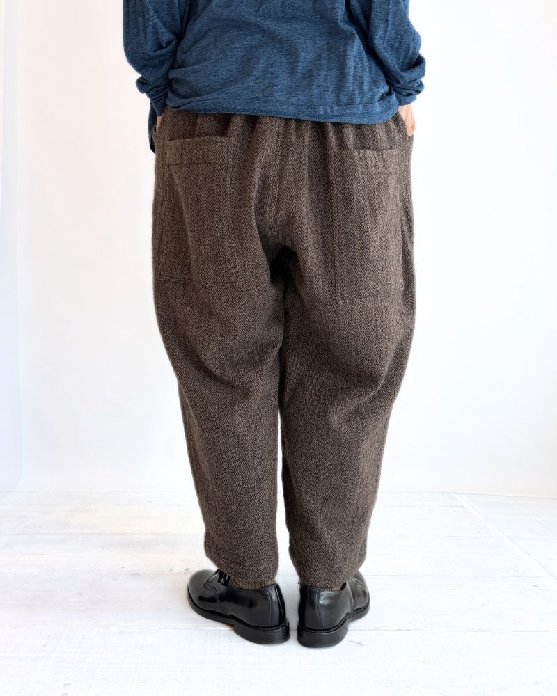 ichi Antiquite's ウールヘリンボーンパンツ Brown｜ワイドシルエット