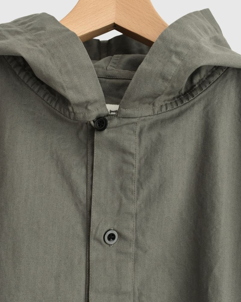 COTTON HERRINGBONE WASH HOODED PULLOVER SHIRT KhakiHerringbone