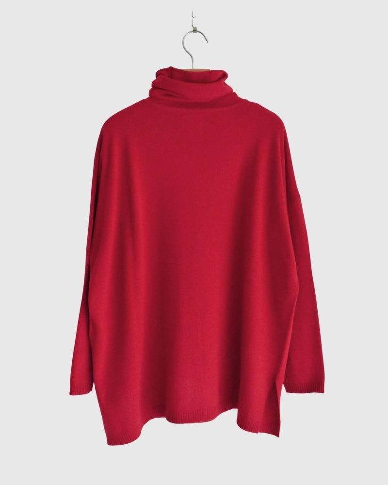 12GG PLAIN STITCH DROP SHOULDER POLO NECK WITH SLIT Red