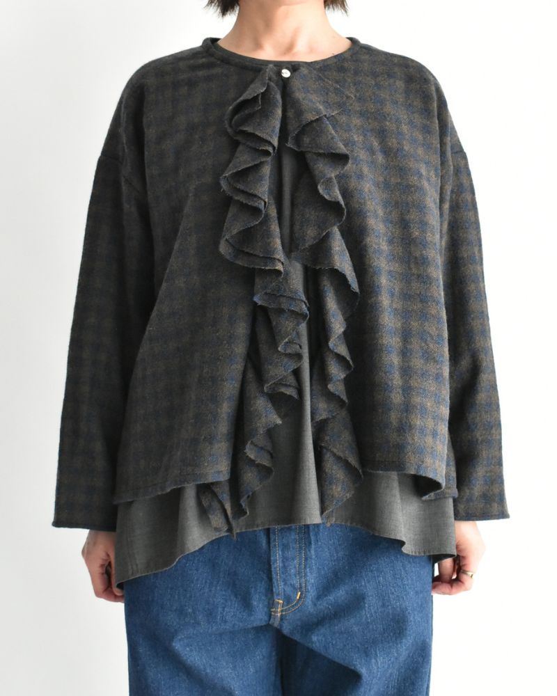 【予約】 F/W LA 530 ギンガムクワイエットフリルブラウス（10月末 - 11月初旬）