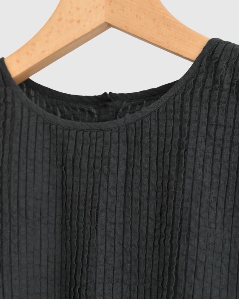 CREW-NECK P/O HALF/SL SHIRT WITH PINTUCK Black