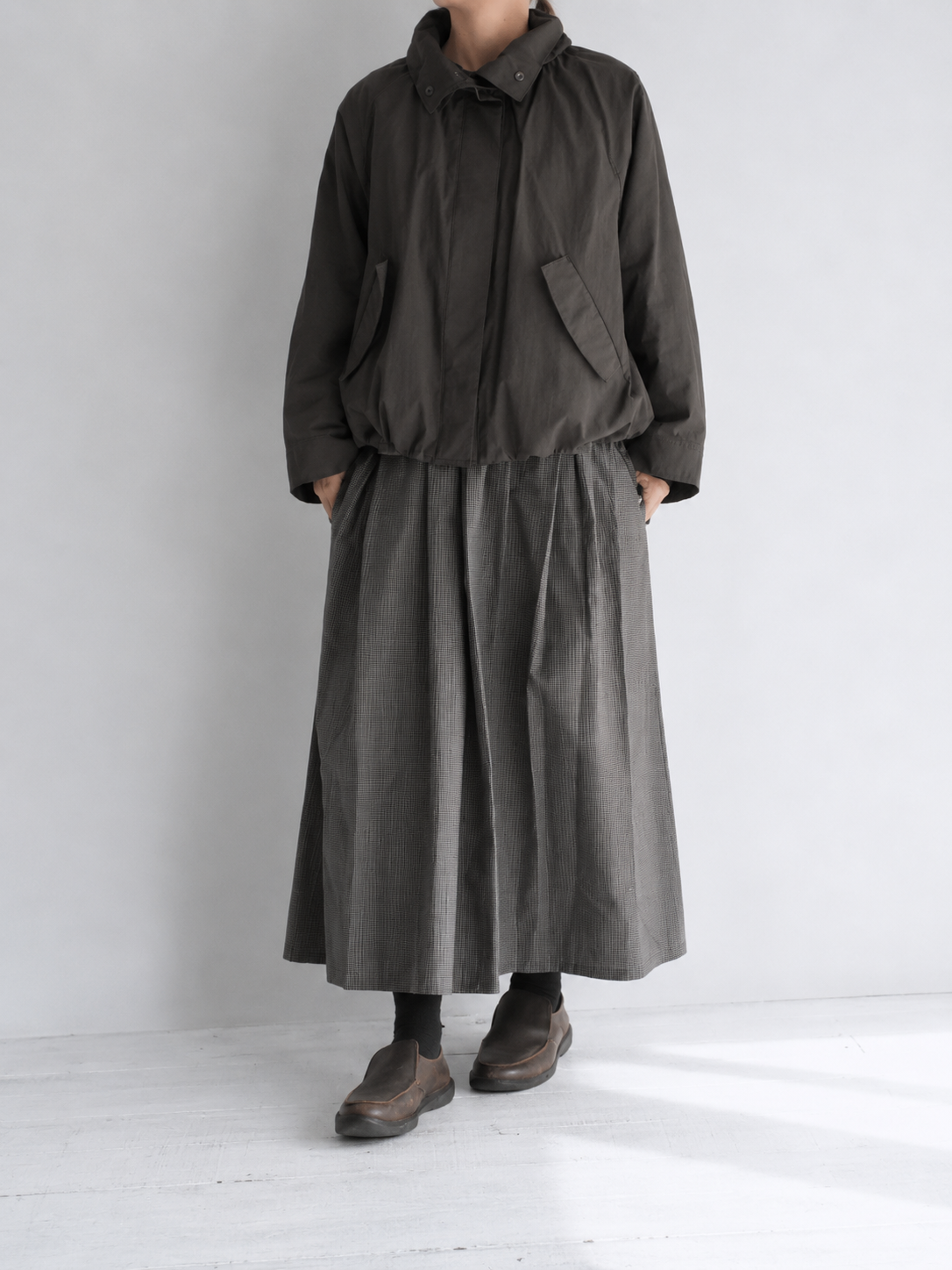 ファンネルネックジャケット Brown