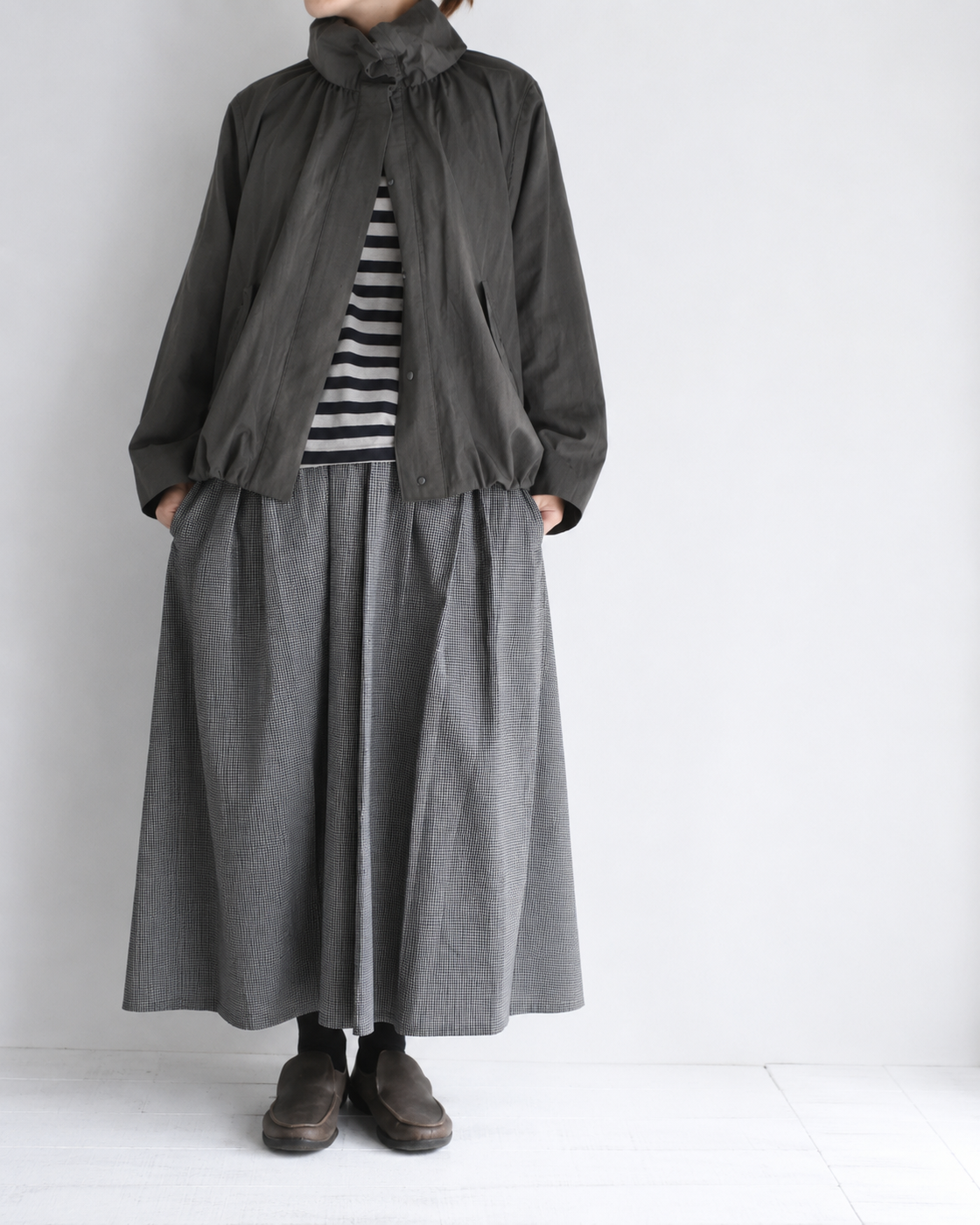 ファンネルネックジャケット Brown
