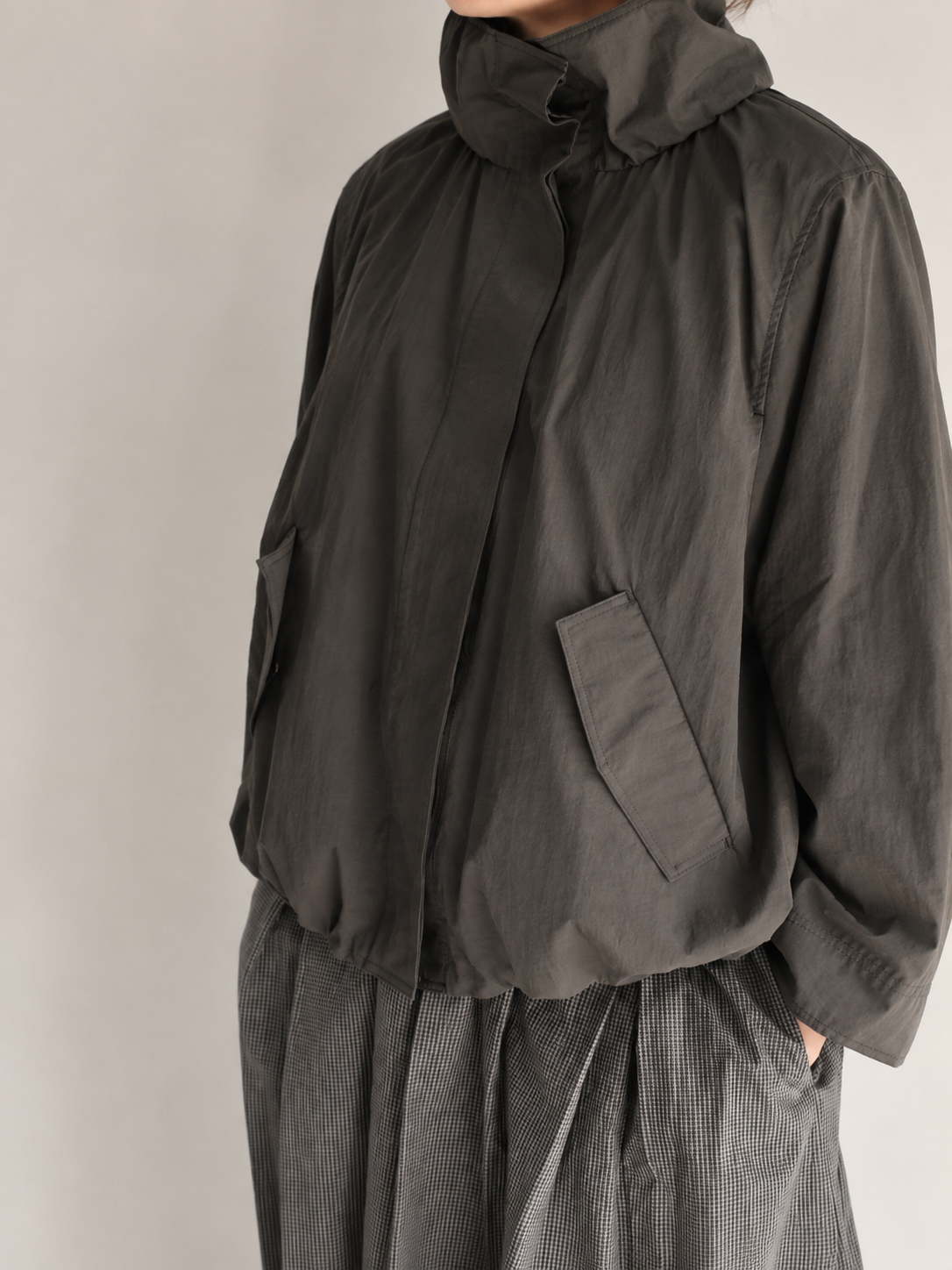 ファンネルネックジャケット Brown