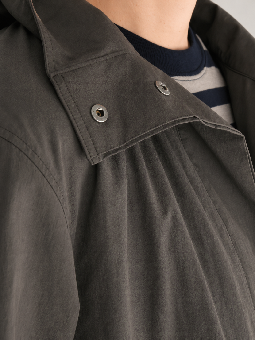 ファンネルネックジャケット Brown