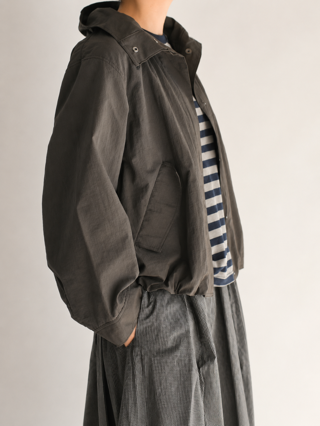 ファンネルネックジャケット Brown