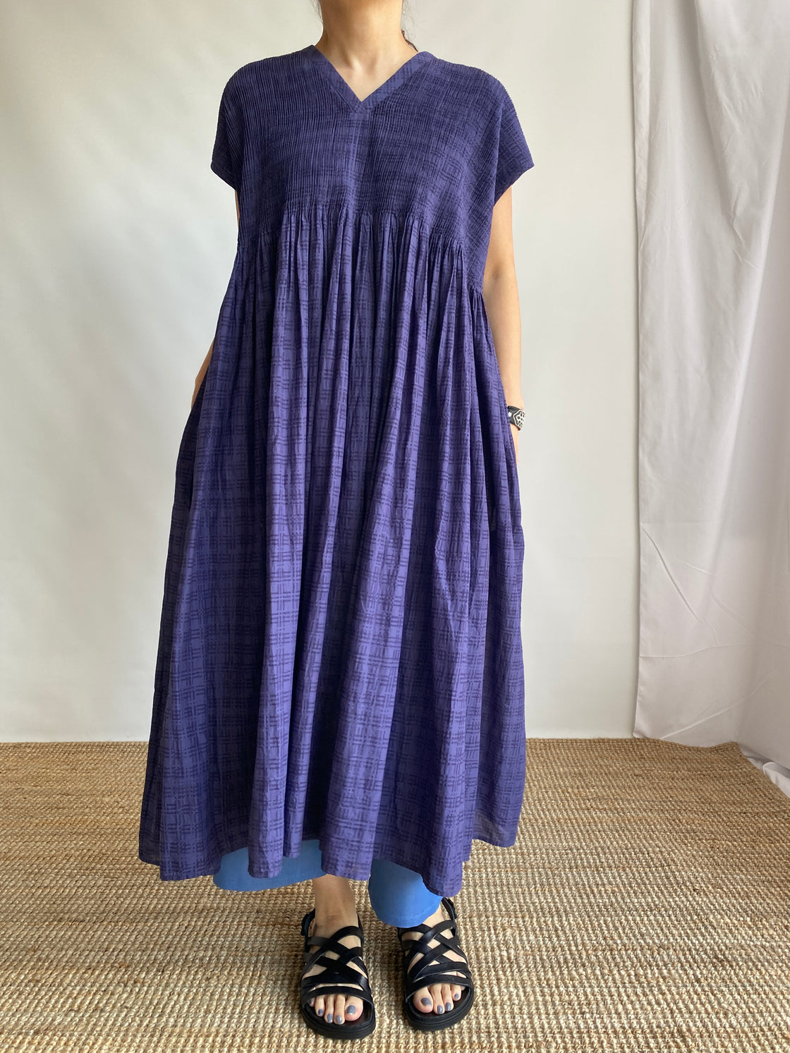 80'S COTTON CHECK PATTERN BLOCK PRINT V-NECK FRENCH/SL PULLOVER DRESS WITH MINI PINTUCK PurpleNavy